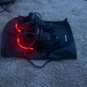 Good shoe couldn’t fit no more